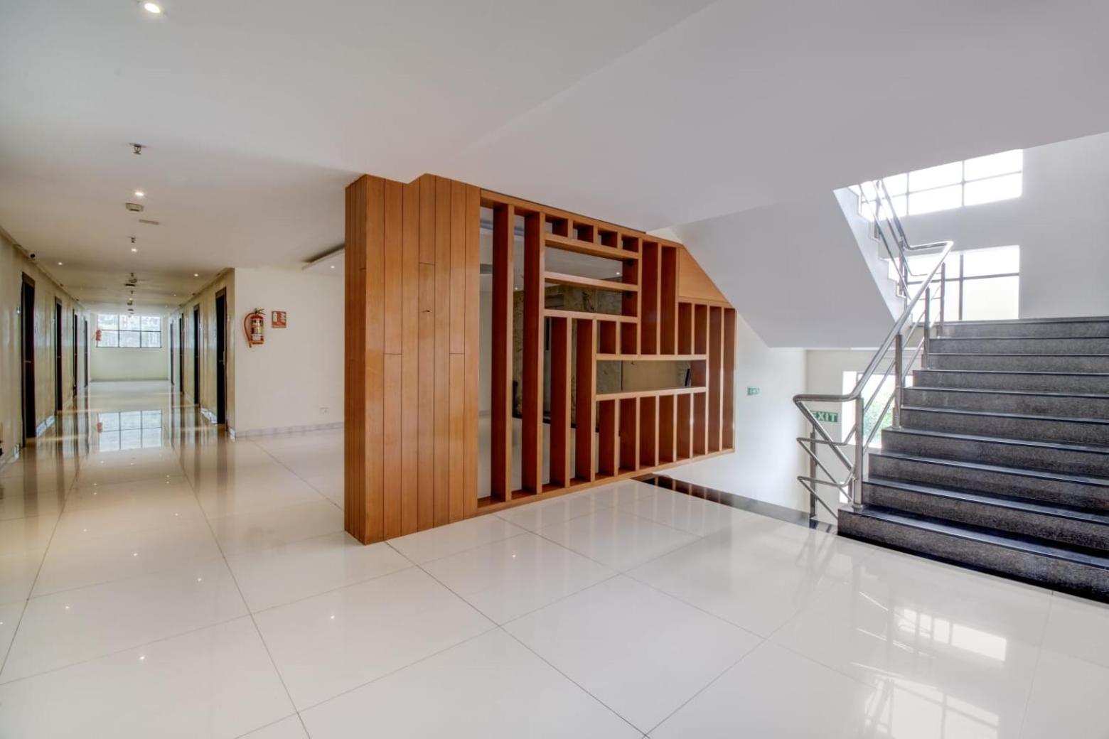 ויסאקפאטנם Hotel Lorven מראה חיצוני תמונה